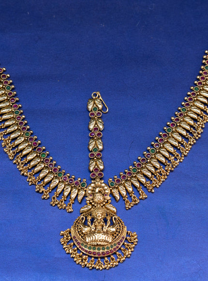 Antique maang tikka lakshmi design with kemp stones and golden beads hangings