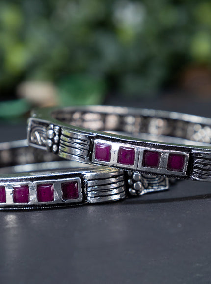 Oxidised bangle with ruby stones