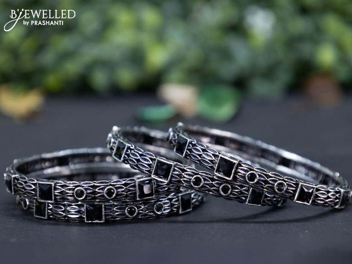 Oxidised bangle with black stones