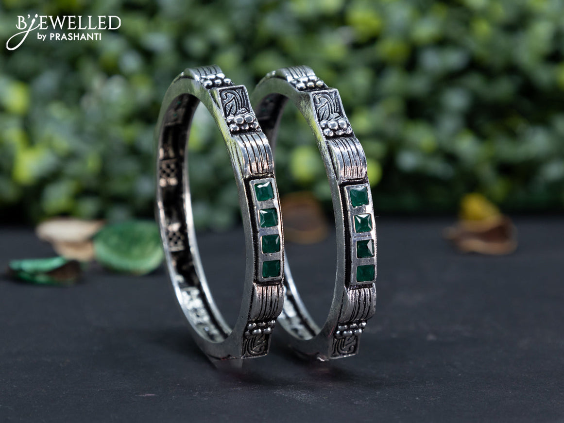 Oxidised bangle with emerald stones