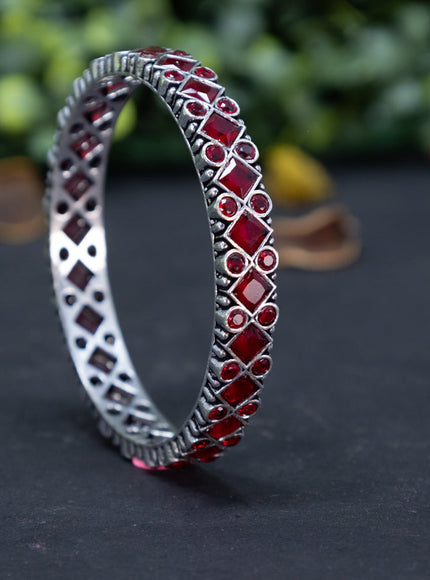 Oxidised bangle with maroon stones