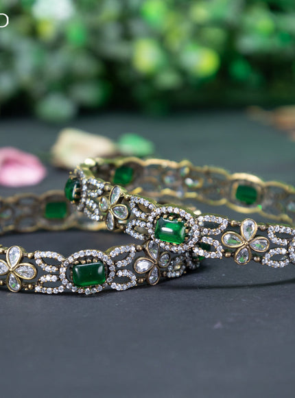 Victorian bangle with emerald and cz stones