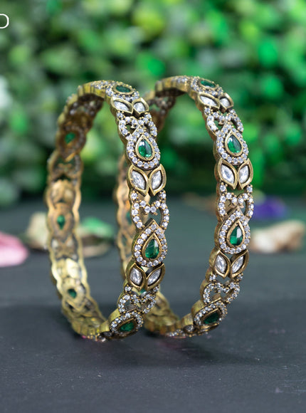 Victorian bangle with emerald and cz stones