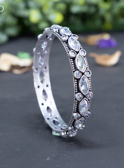 Oxidised bangle with cz stones