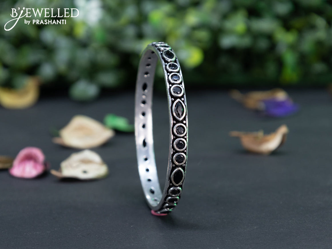 Oxidised bangle with black stones