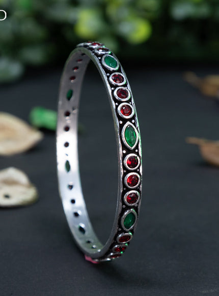 Oxidised bangle with kemp stones