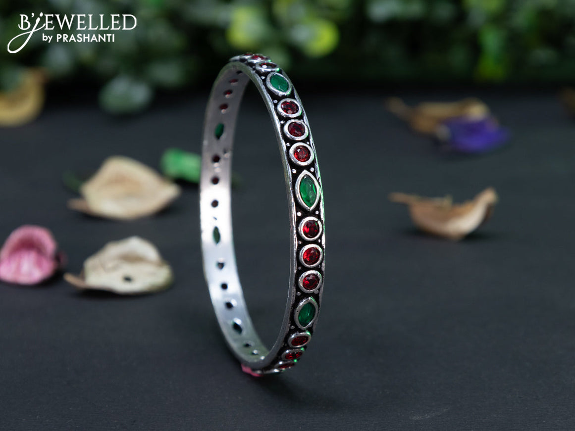 Oxidised bangle with kemp stones