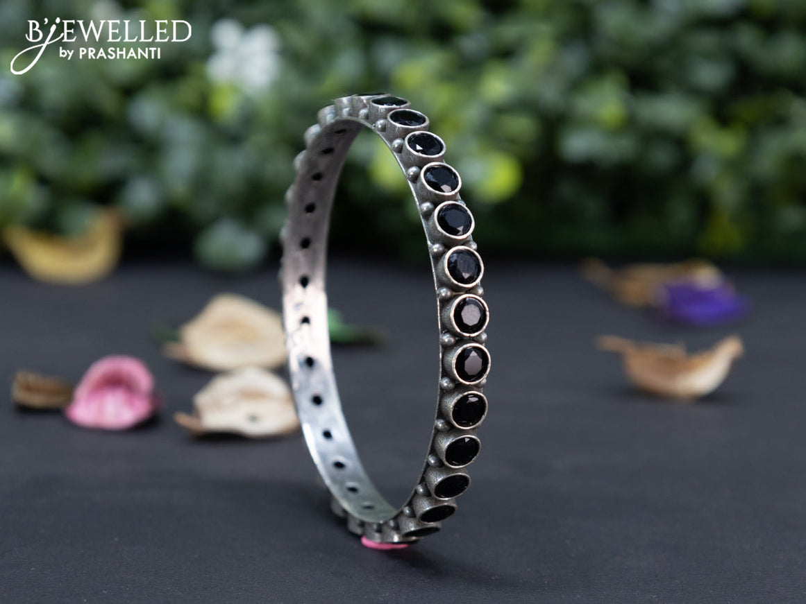 Oxidised bangle with black stones