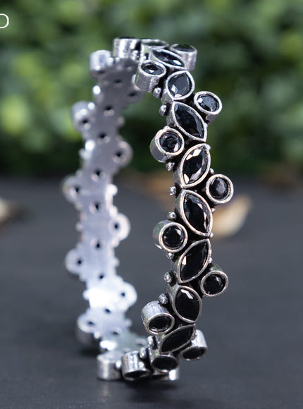 Oxidised bangle with black stones