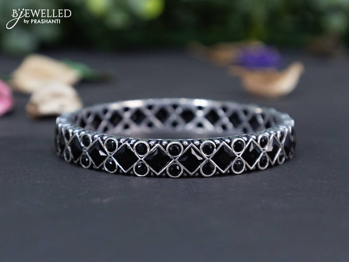 Oxidised bangle with black stones