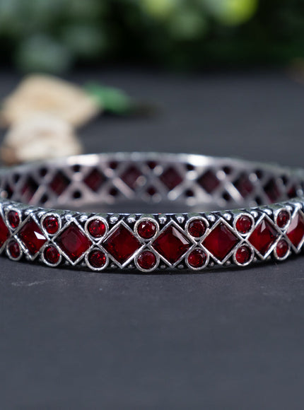 Oxidised bangle with maroon stones