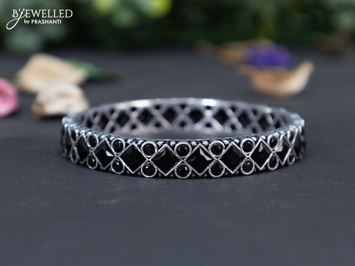 Oxidised bangle with black stones