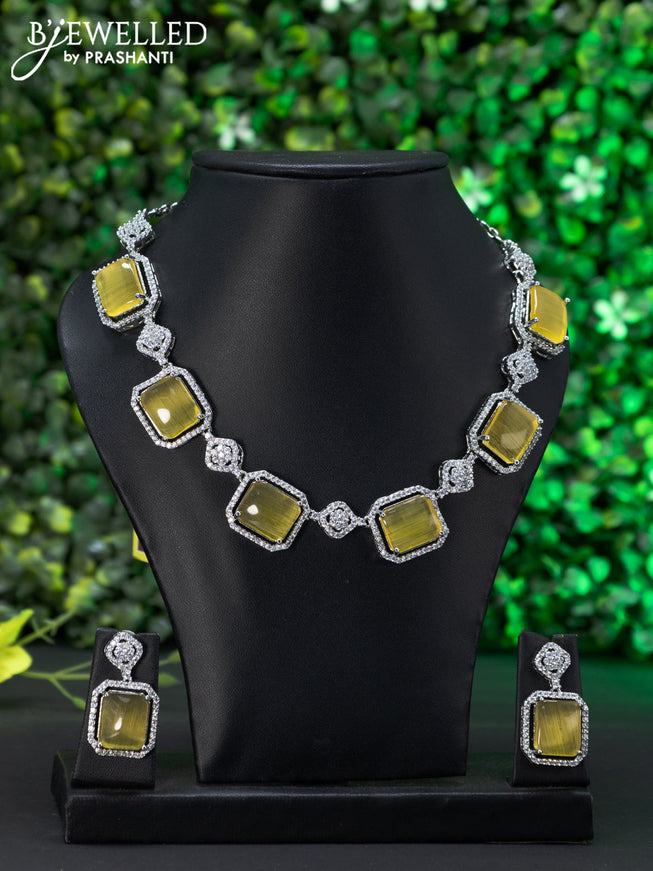 Zircon choker with yellow and cz stones