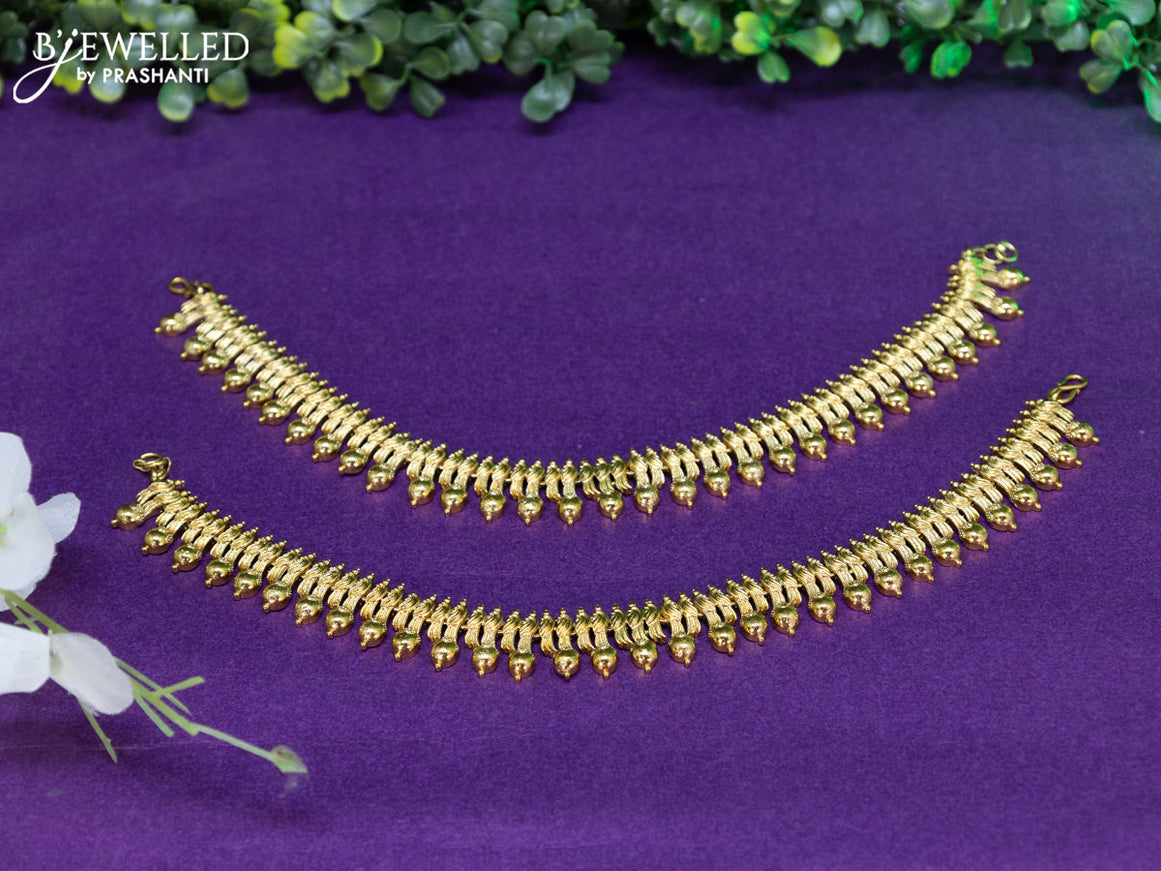 Antique anklet with simple design