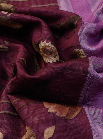 Maheshwari silk cotton saree maroon and light pink with allover prints and thread & zari woven border