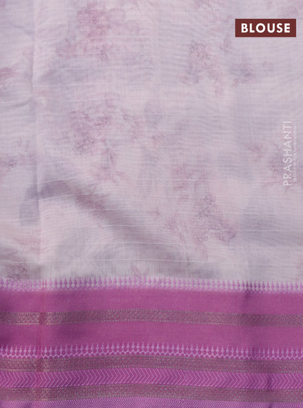 Maheshwari silk cotton saree pastel pink and pink shade with allover floral prints and thread & zari woven border