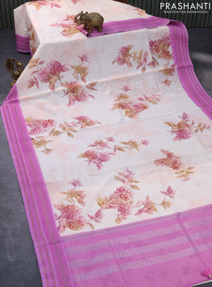 Maheshwari silk cotton saree cream peach and pink shade with allover floral prints and thread & zari woven border