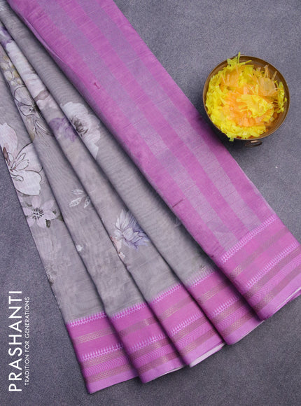 Maheshwari silk cotton saree grey and pink shade with allover floral prints and thread & zari woven border