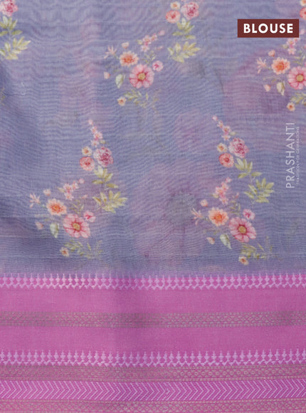 Maheshwari silk cotton saree grey and pink shade with allover floral prints and thread & zari woven border