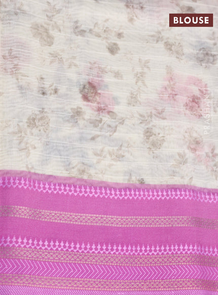 Maheshwari silk cotton saree cream and pink shade with allover floral prints and thread & zari woven border