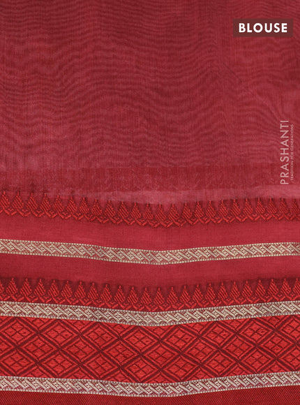 Maheshwari silk cotton saree pastel maroon and maroon with allover prints and thread & zari woven border