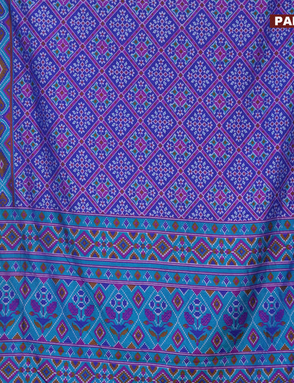 Semi tussar saree blue and dual shade of teal blue with allover prints and zari woven border