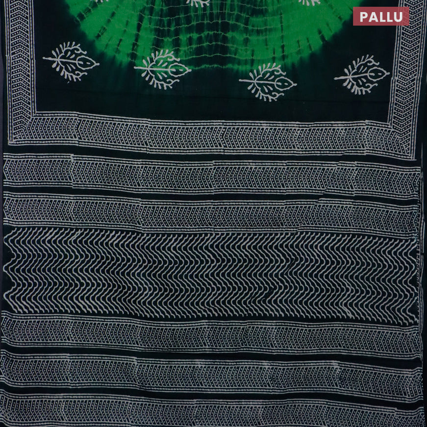 Jaipur cotton saree green and dark bottle green with tie and dye butta prints and printed border