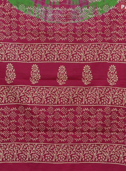 Jaipur cotton saree green and magenta pink with tie & dye butta prints and printed border