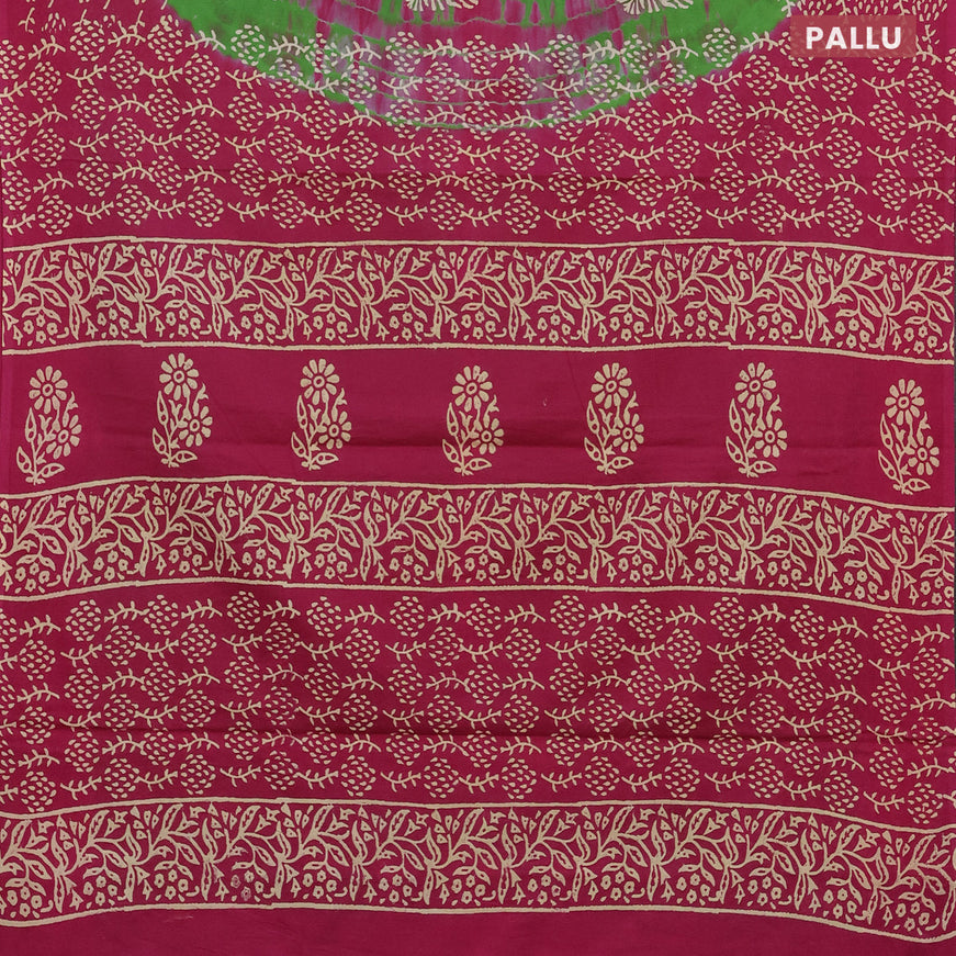 Jaipur cotton saree green and magenta pink with tie & dye butta prints and printed border