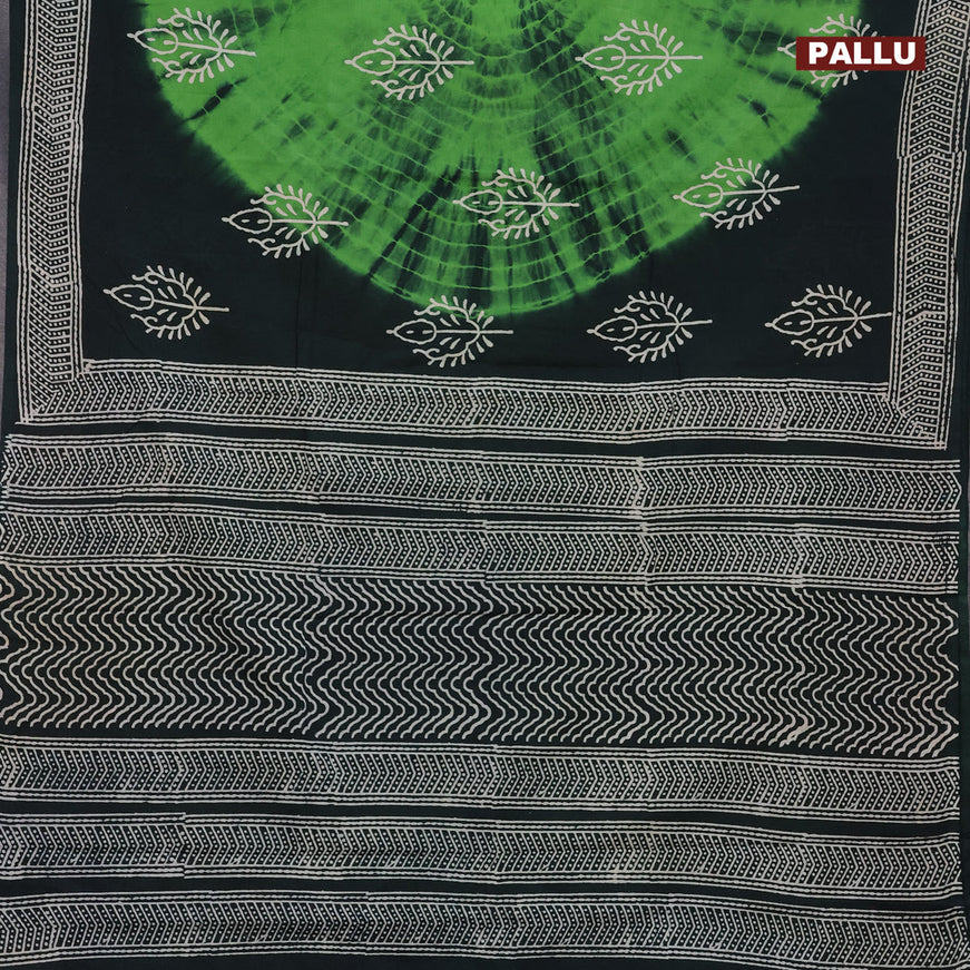 Jaipur cotton saree green and dark green with tie & dye butta prints and printed border