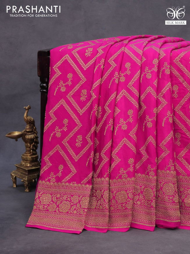 Pure banarasi crepe silk saree pink with allover thread weaves and woven border