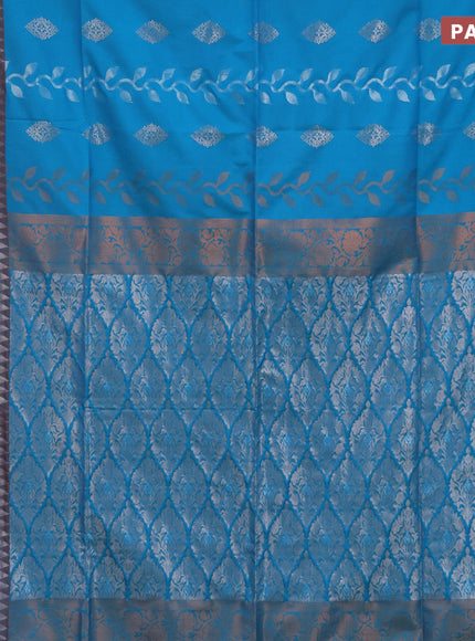 Semi soft silk saree cs blue and dual shade of maroon with allover zari weaves and zari woven border