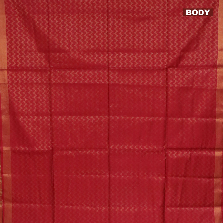 Munga jacquard saree red with allover zig zag zari weaves and zari woven border