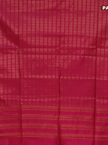 Munga jacquard saree dark pink with allover geometric zari weaves and zari woven border