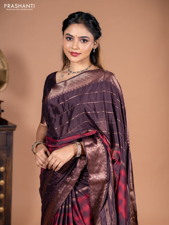 Semi crepe saree maroon and coffee brown with allover tie & dye prints and long zari woven border