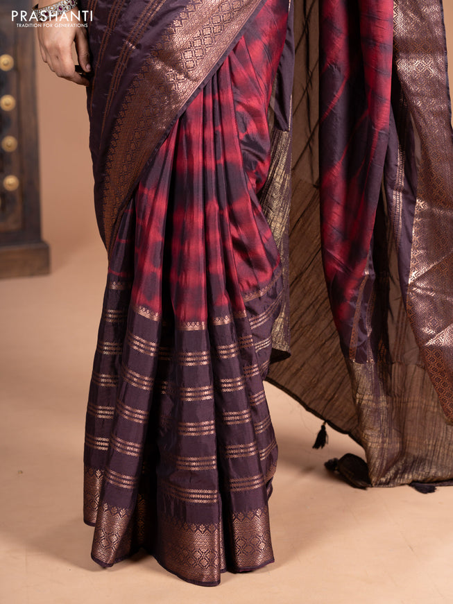 Semi crepe saree maroon and coffee brown with allover tie & dye prints and long zari woven border