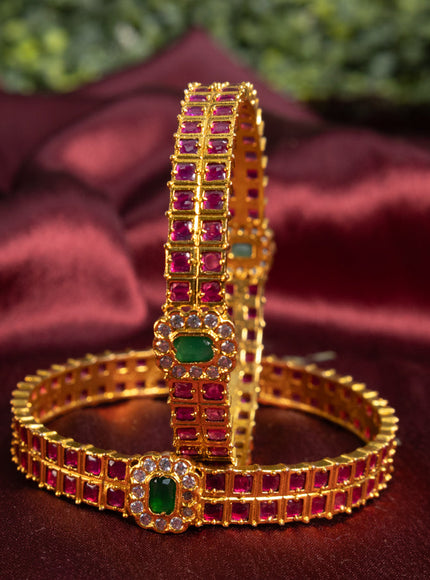 Antique bangle with kemp and cz stones