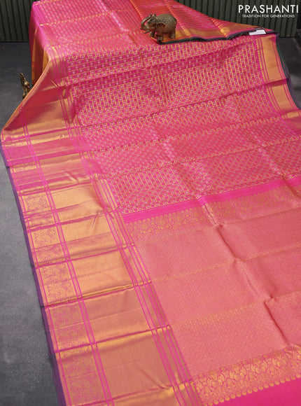 Pure kanjivaram silk saree dual shade of pink and green with allover zari checked pattern & butta weaves and long rich zari woven border