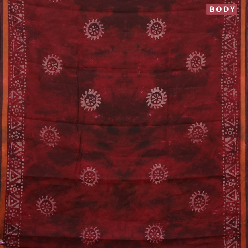 Muslin cotton saree maroon with allover tie and dye & batik butta prints and small zari woven border