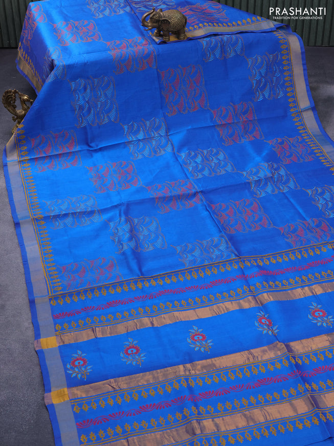 Silk cotton block printed saree cs blue with allover prints and zari woven border