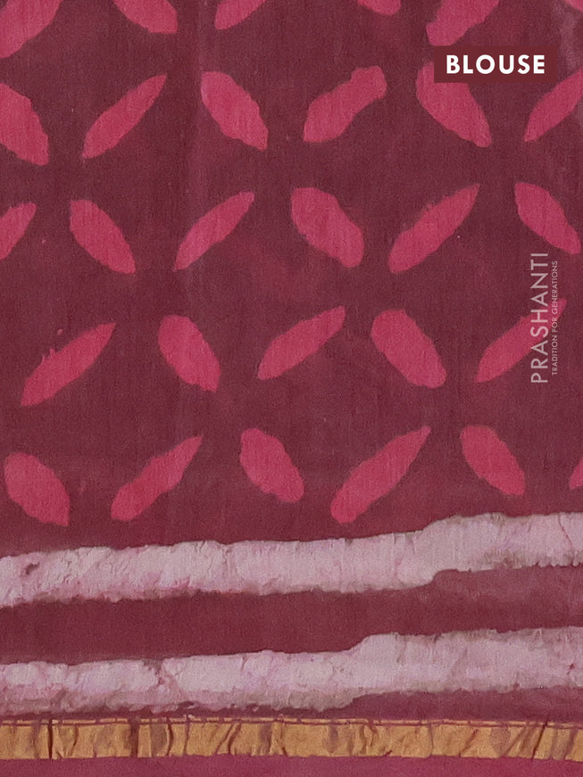 Chanderi bagru saree off white and maroon shade with allover prints and small zari woven border