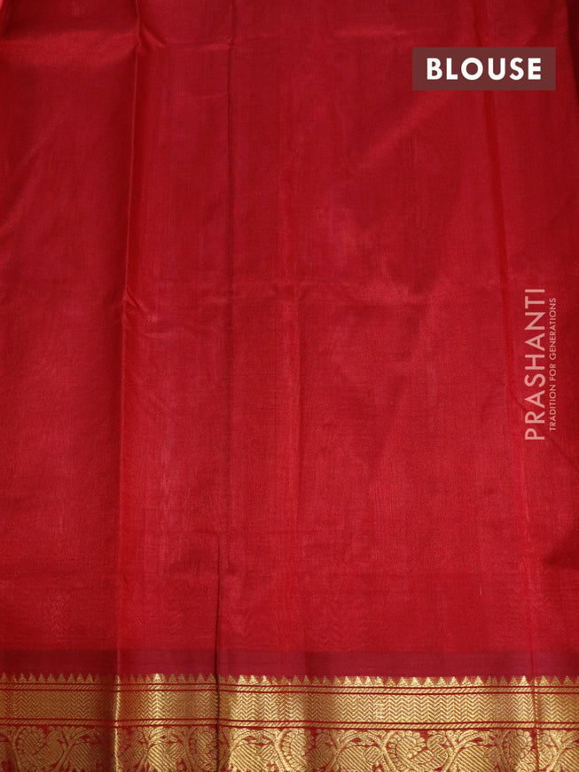 Silk cotton saree candy pink and maroon with plain body and zari woven border