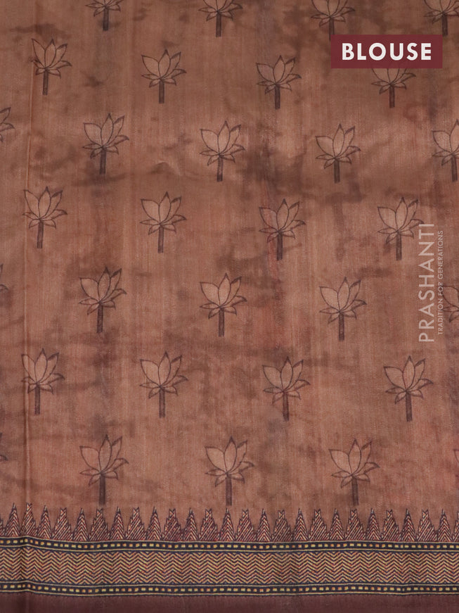 Semi tussar saree grey and brown with pichwai prints & mirror embroidery work and vidarbha style border