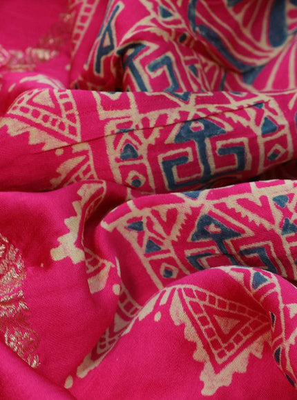 Modal silk saree pink with allover zari checked pattern and printed border