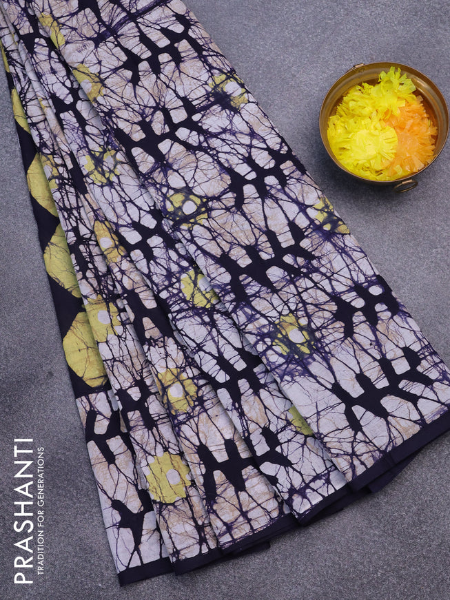 Jaipur cotton saree off white and dark navy blue with allover batik prints in borderless style