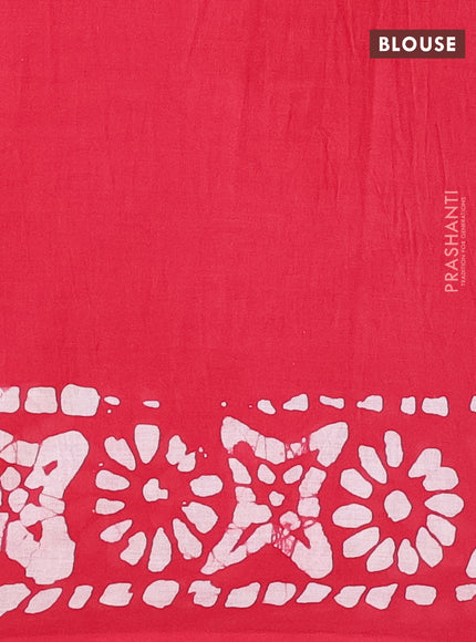 Jaipur cotton saree red and off white with allover batik prints in borderless style