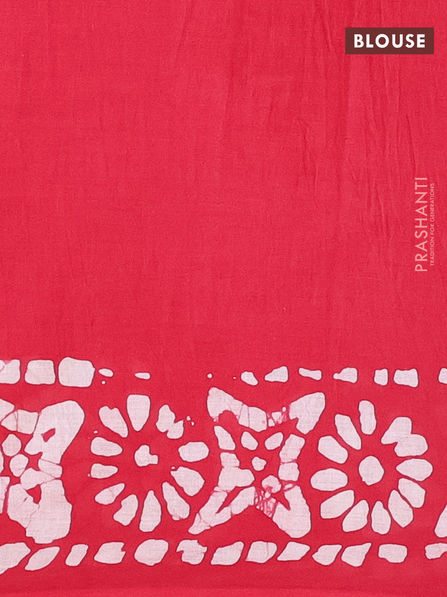 Jaipur cotton saree red and off white with allover batik prints in borderless style