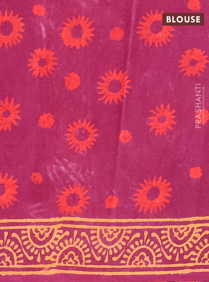 Jaipur cotton saree dark magenta pink and orange with allover butta prints and printed border