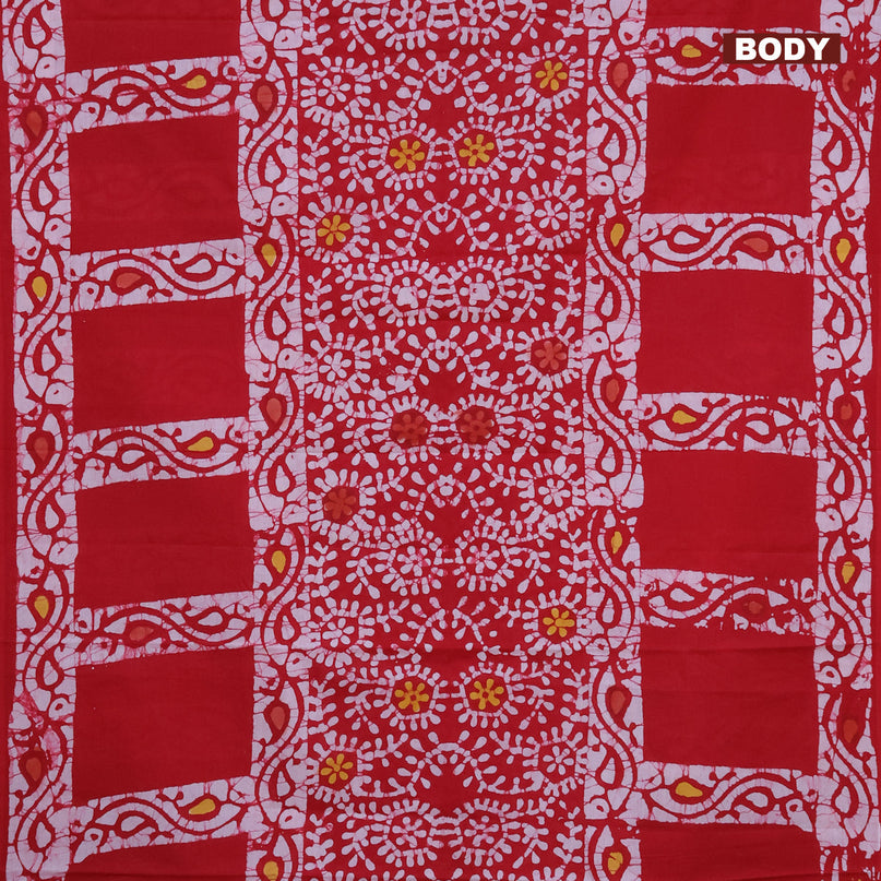 Jaipur cotton saree red with allover batik prints in borderless style