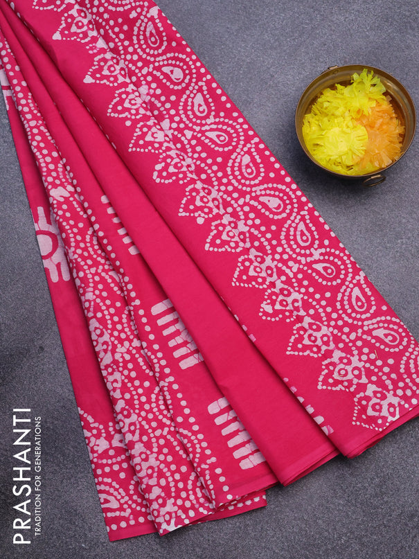 Jaipur cotton saree pink and off white with allover batik prints in borderless style